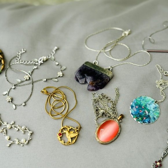 Lot of 10 Necklaces Gold Silver Madewell Pendant Crystal - Picture 2 of 10